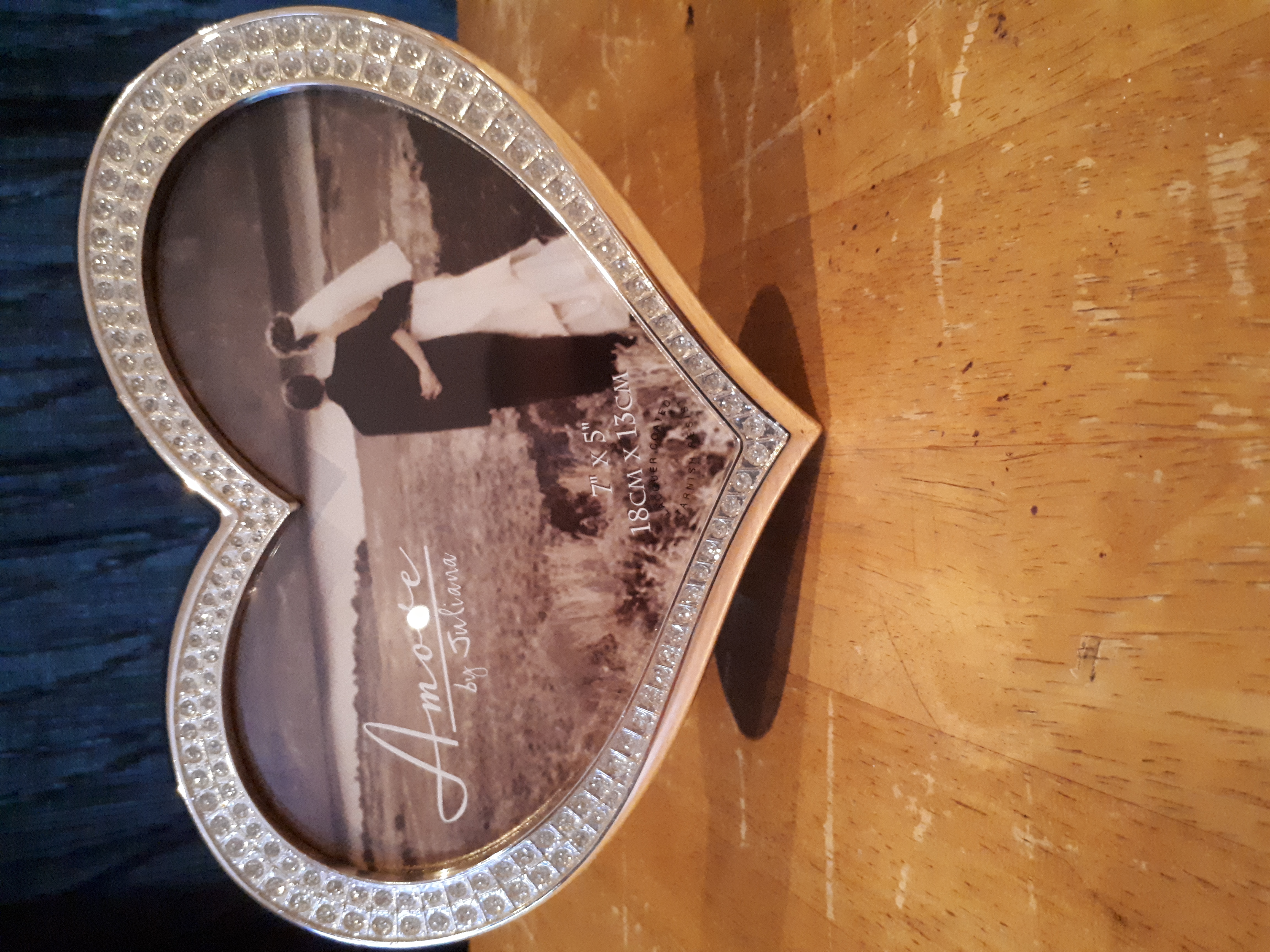 Heart picture frame 2.jpg