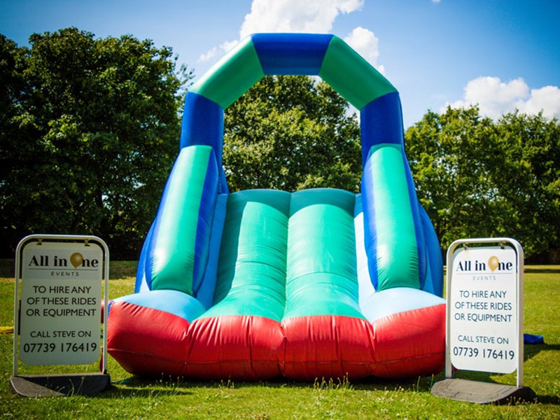 Small Slide - Inflatables (Slides & Games) Small Slide - Inflatables (Slides & Games)
